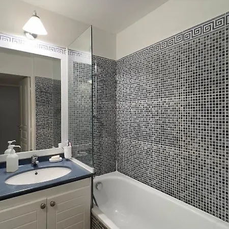 Apartament Cannes Apartment *