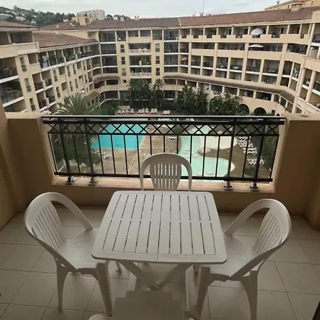Cannes Apartment شقة كان