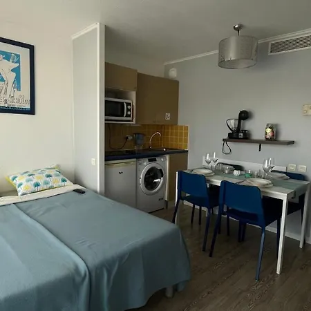 Cannes Apartment شقة كان